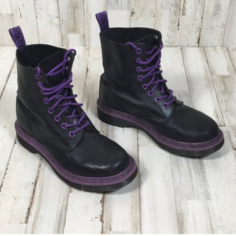 Doc Martens Vintage Pascal Combat Boot Lace Up